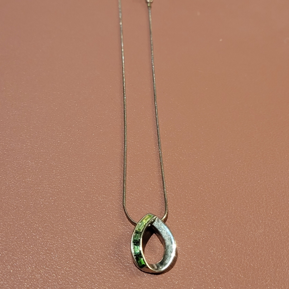 Lia sophia green stone pendant and necklace